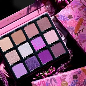 VISEART Violette Etendu Pink and Purple Eyeshadow Palette